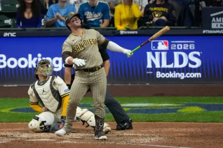 Brewers get assist from ballpark roof in series opener